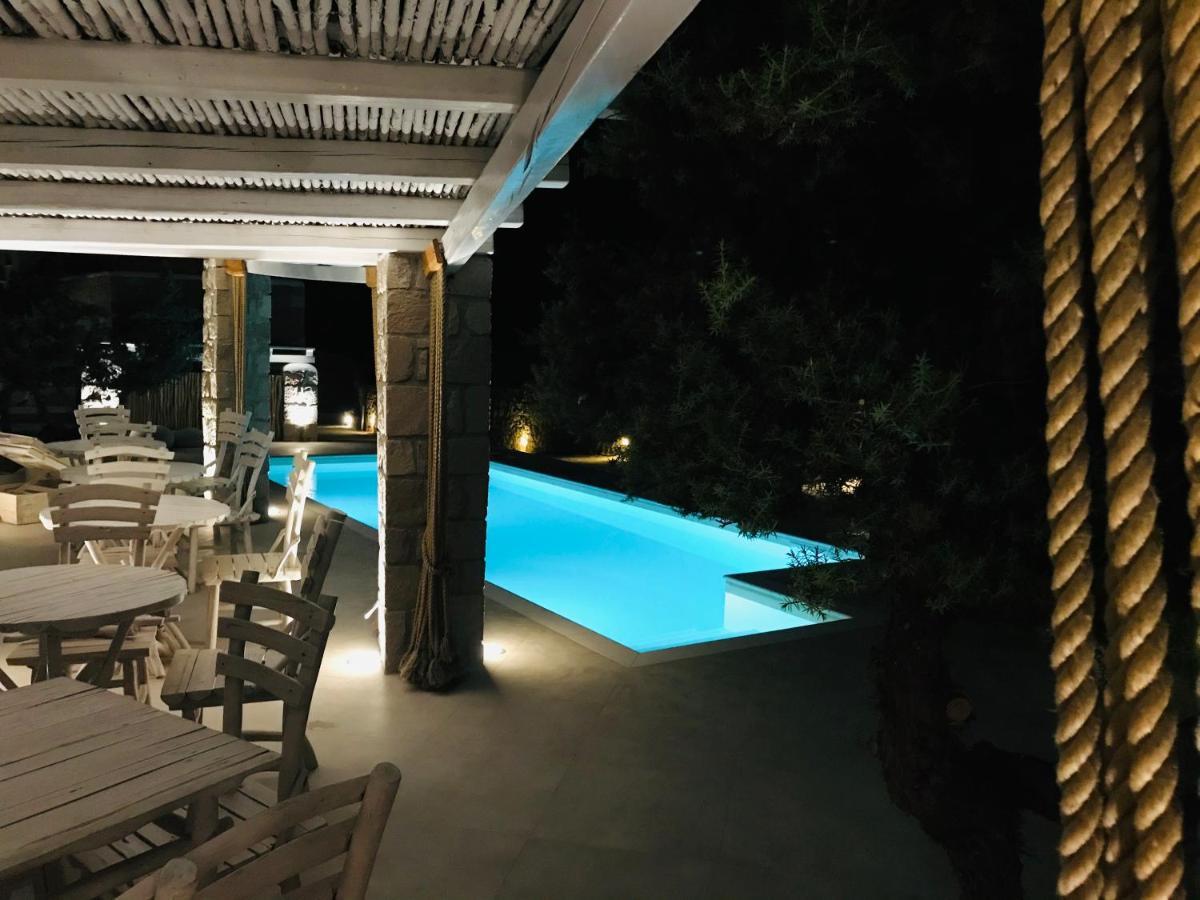 Milo Milo Suites Mandrakia Exterior foto