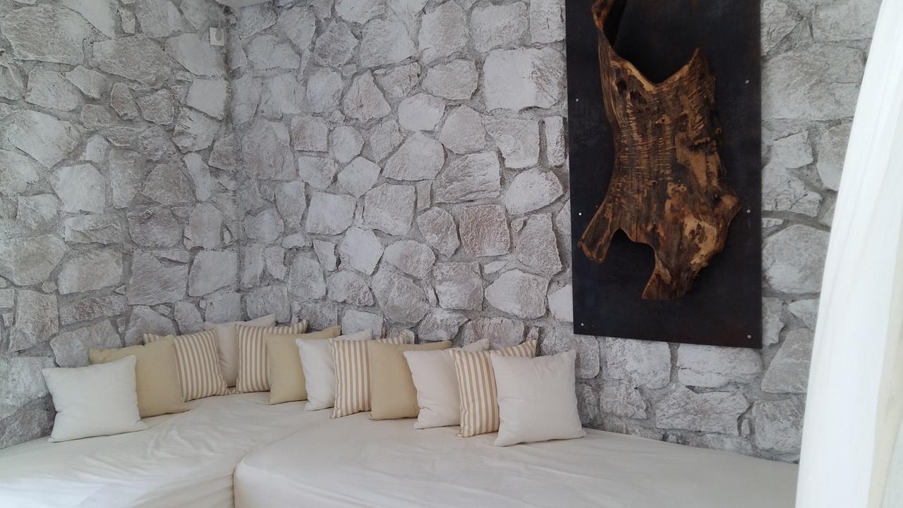 Milo Milo Suites Mandrakia Exterior foto